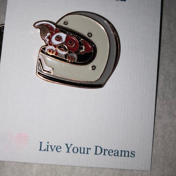Gizmo from Gremlins Pin Brooch - Picture 1 of 2